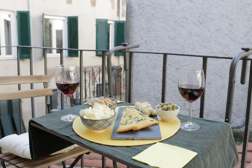 *New Attic*-Lucca Citycenter-Balcony-Netflix Extérieur photo