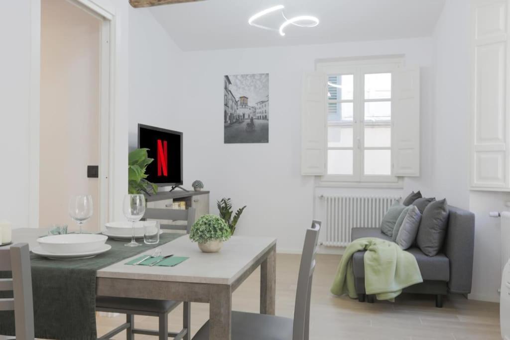 *New Attic*-Lucca Citycenter-Balcony-Netflix Extérieur photo