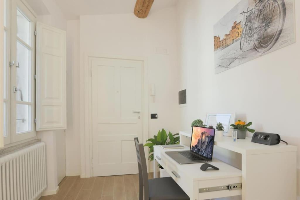*New Attic*-Lucca Citycenter-Balcony-Netflix Extérieur photo